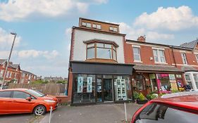 Charles Alexander Short Stay - Hove Suite
